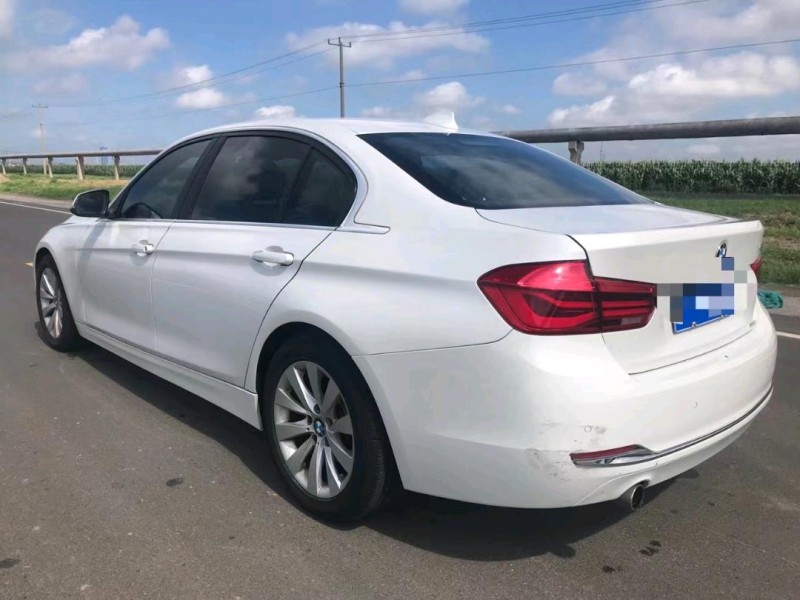 潍坊17年宝马3系2