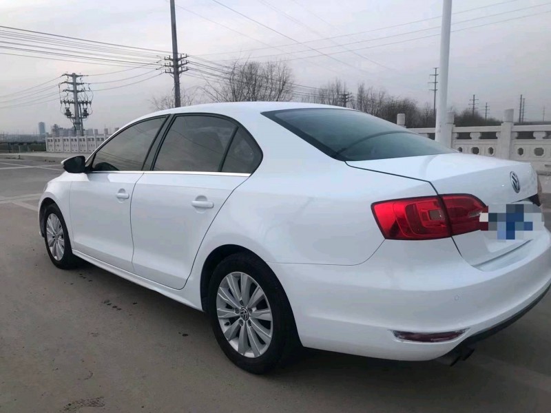 潍坊18年大众速腾8