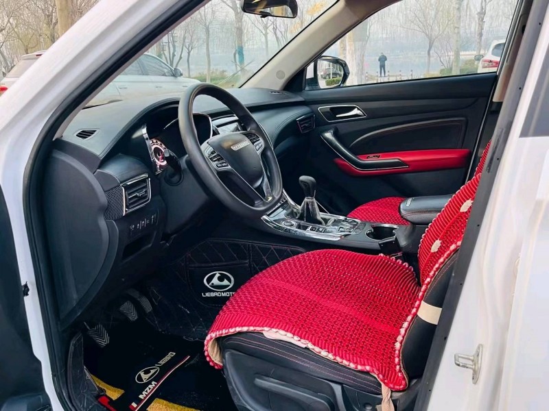 聊城18年獵豹汽車CS94