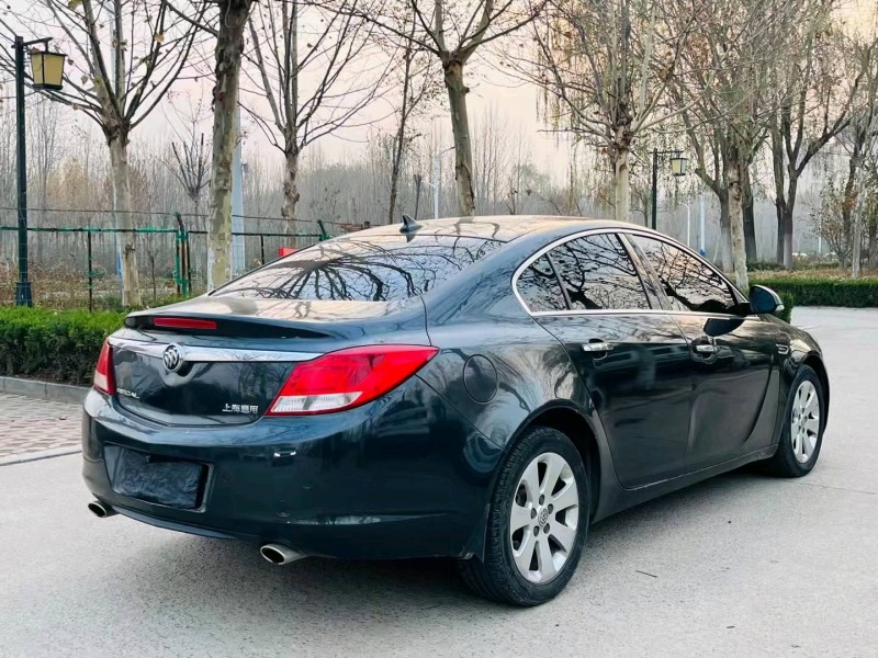 聊城11年别克君威8