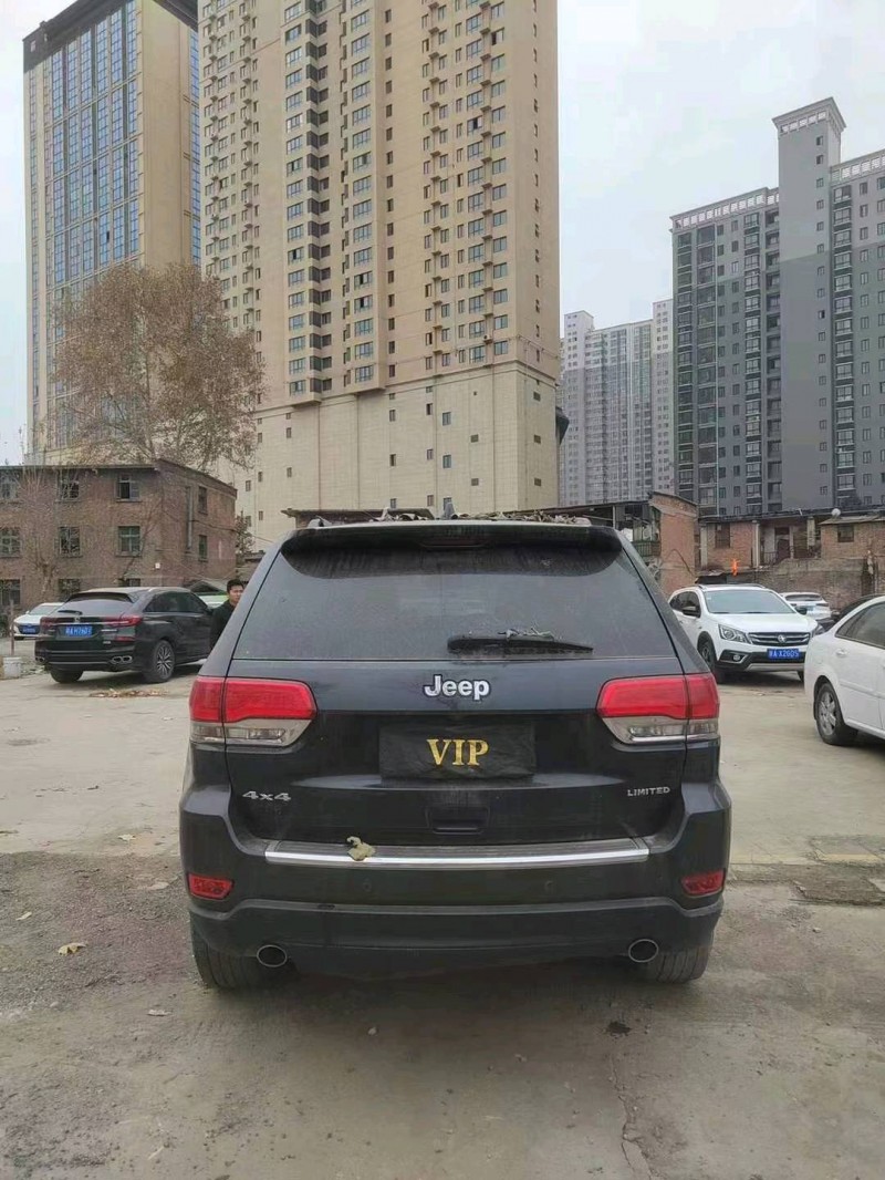 咸陽14年Jeep大切諾基3