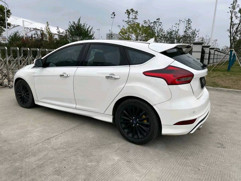 盐城18年福特福克斯8