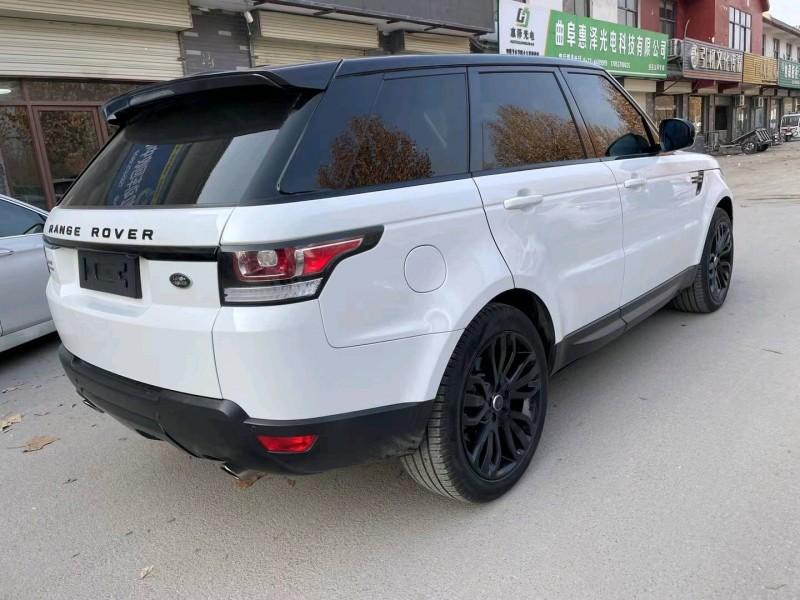 济宁14年路虎揽胜运动2