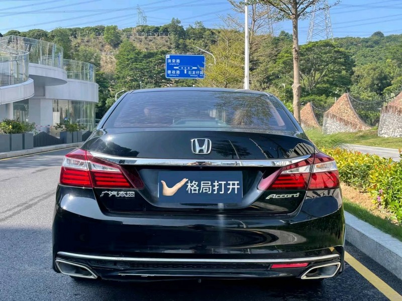 广州17年本田雅阁5