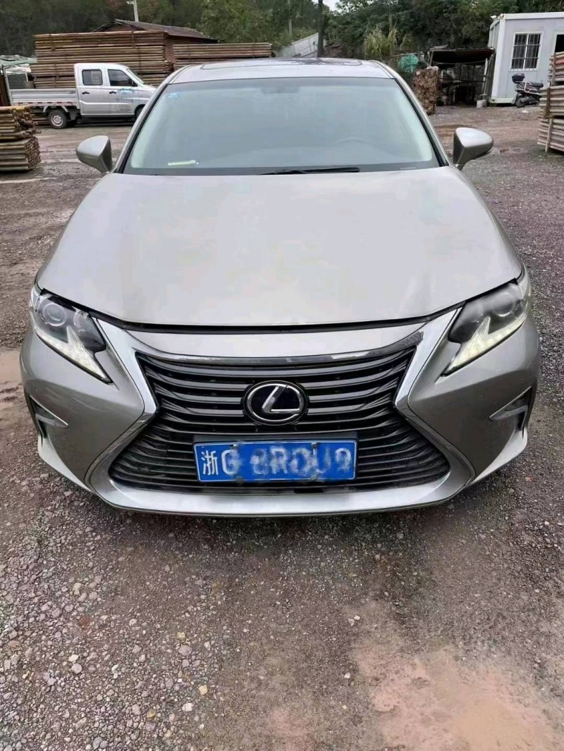 济南18年雷克萨斯ES10