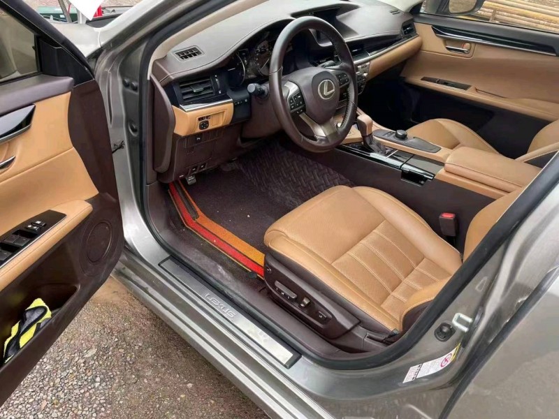 济南18年雷克萨斯ES3