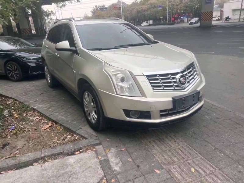 济南13年凯迪拉克SRX1