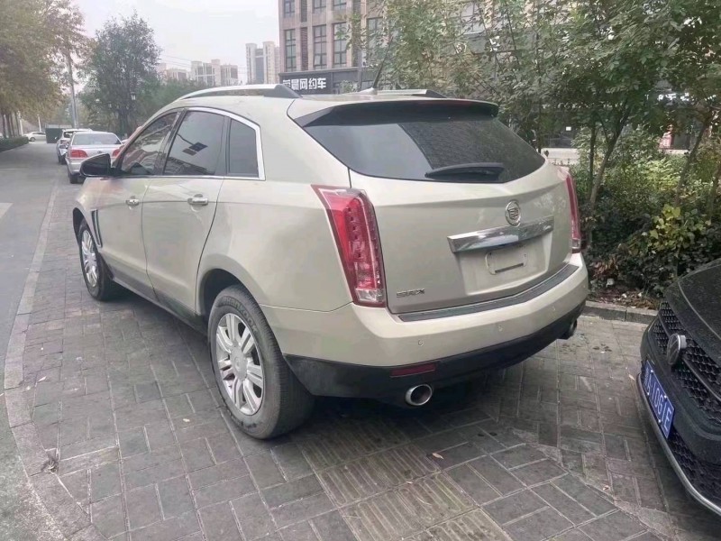 济南13年凯迪拉克SRX7