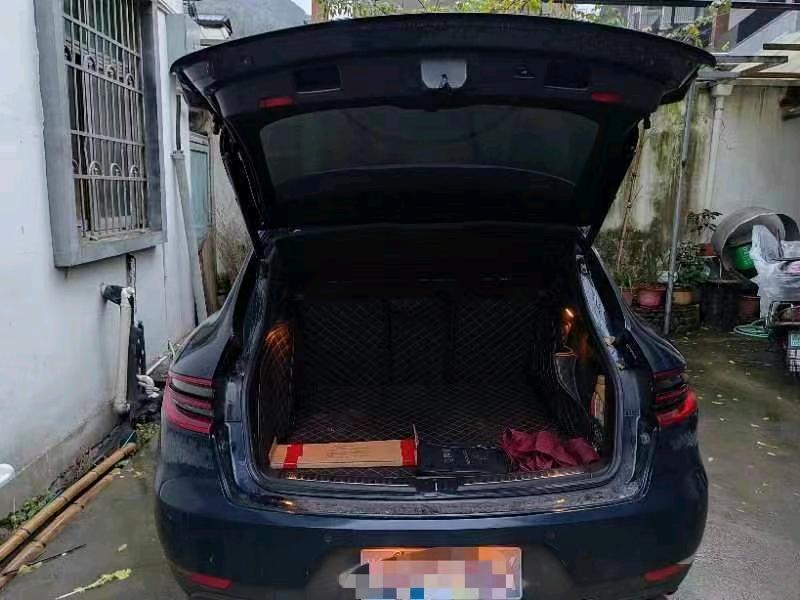 济宁17年保时捷Macan2
