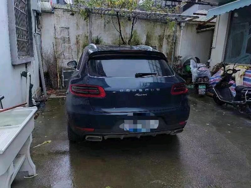 济宁17年保时捷Macan9