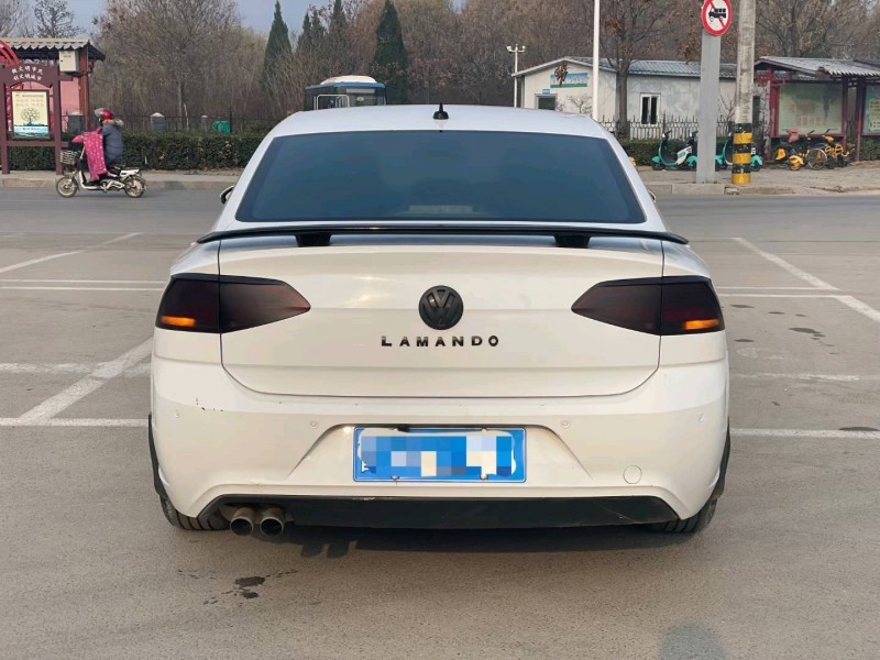 济宁16年大众凌渡1