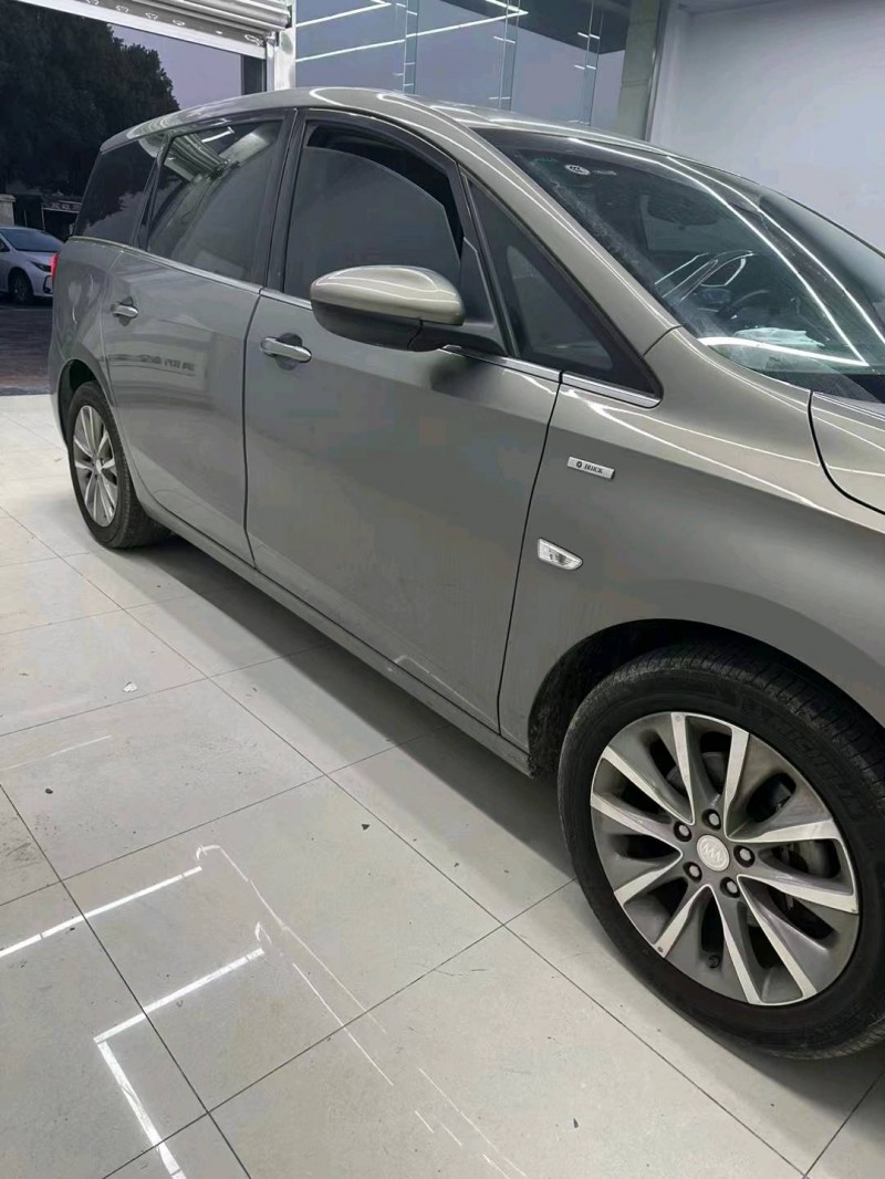 常州20年别克GL62