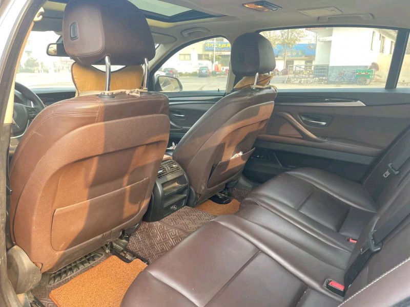 济宁15年宝马5系4