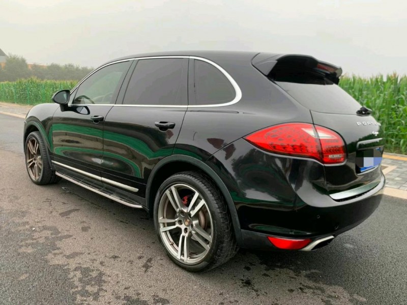 邯郸11年保时捷卡宴4