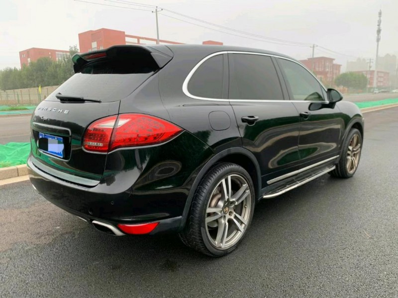 邯郸11年保时捷卡宴7