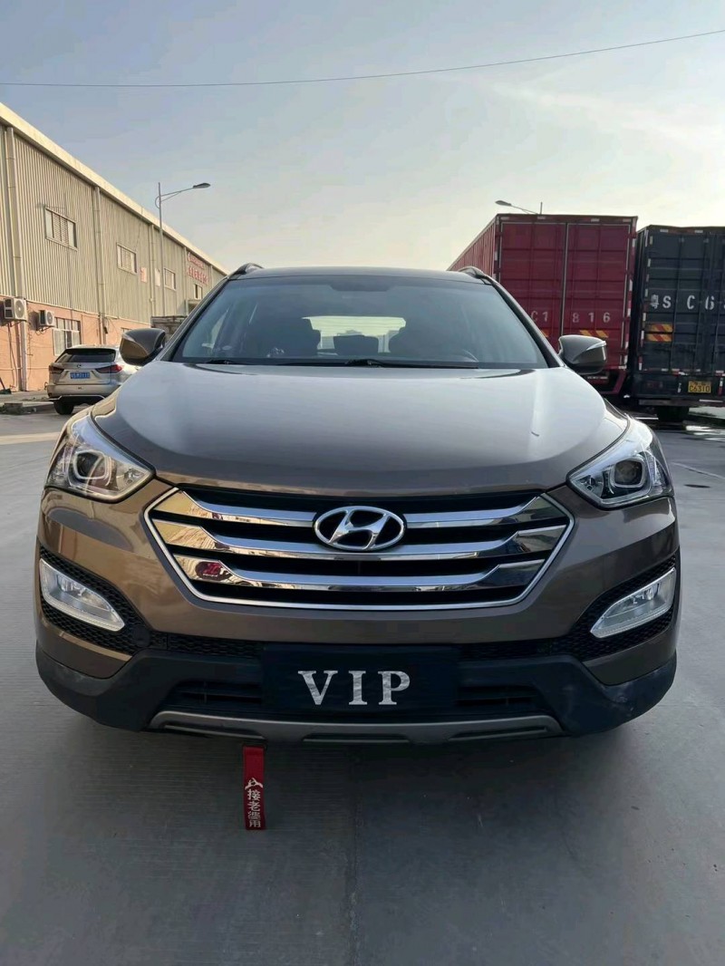 东莞15年现代全新胜达1