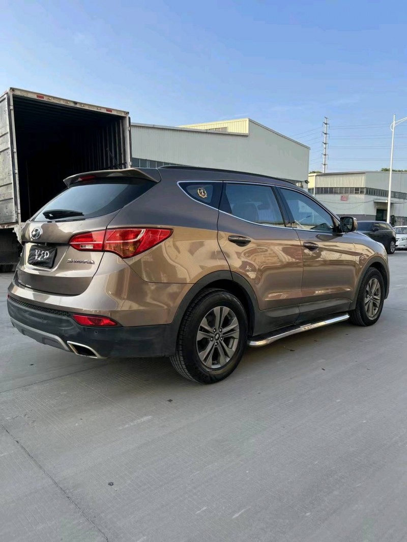 东莞15年现代全新胜达7