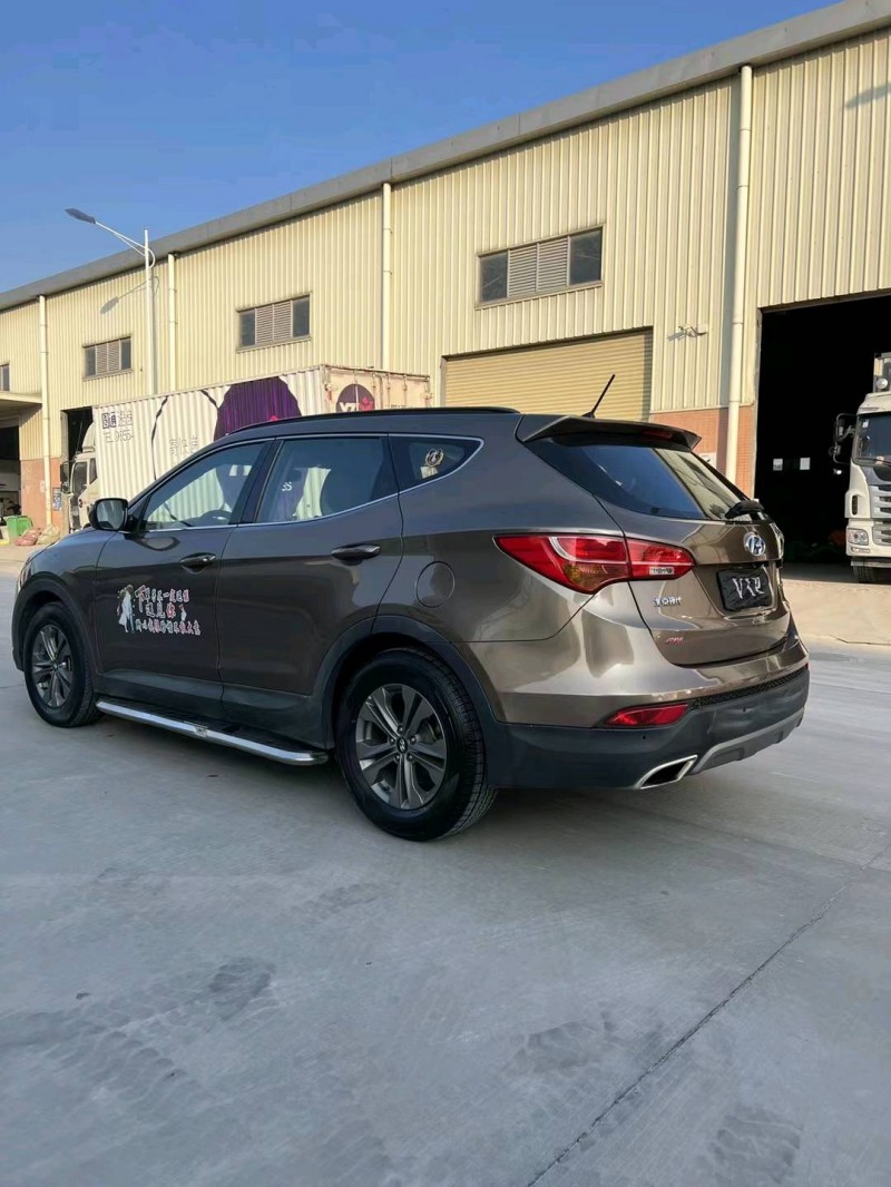 东莞15年现代全新胜达8