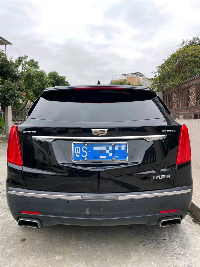 广州18年凯迪拉克XT58