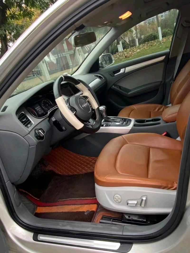 成都15年奥迪A4L5
