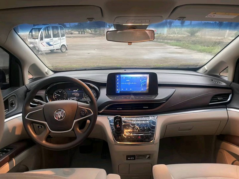 宜春21年别克GL82