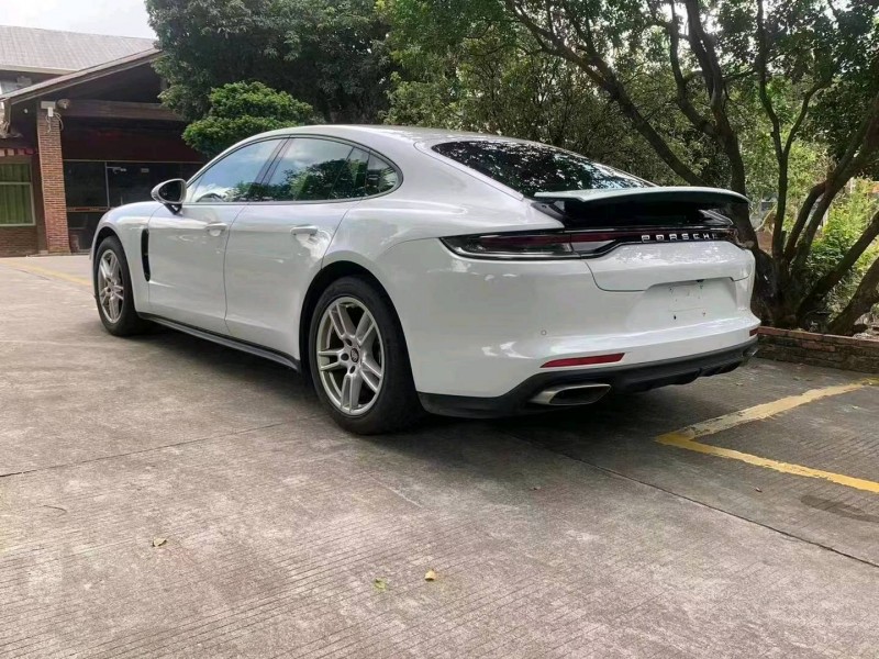广州22年保时捷帕拉梅拉3