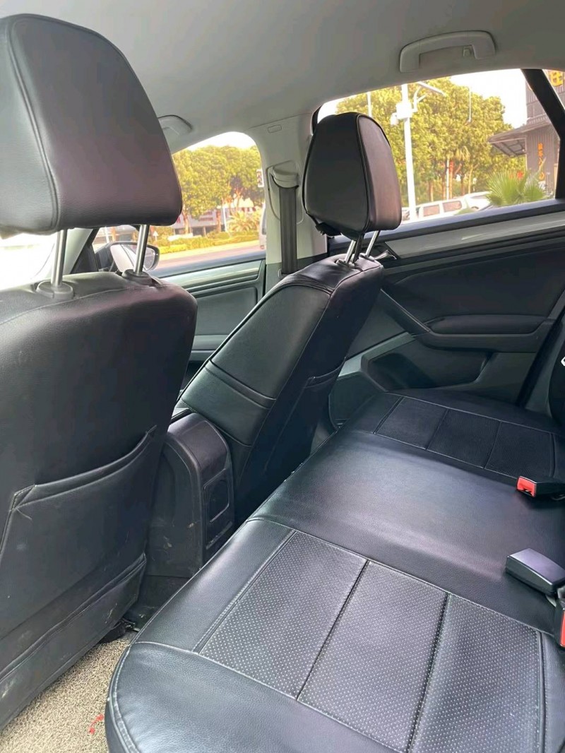 东莞18年大众宝来5