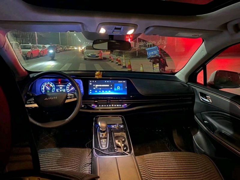 济南22年传祺埃安5