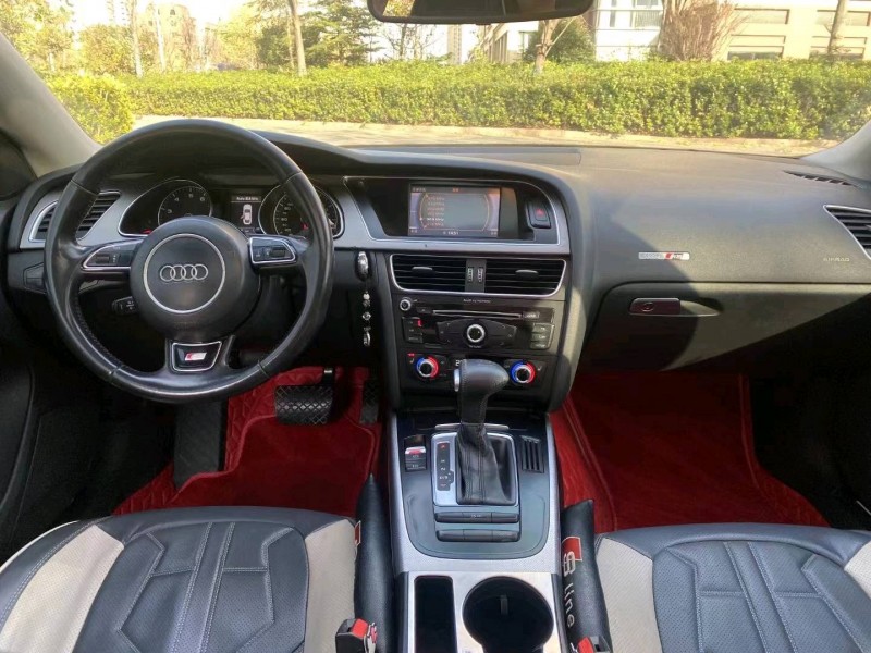 济南13年奥迪A55