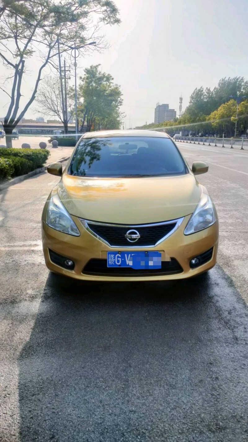 济南14年日产骐达1