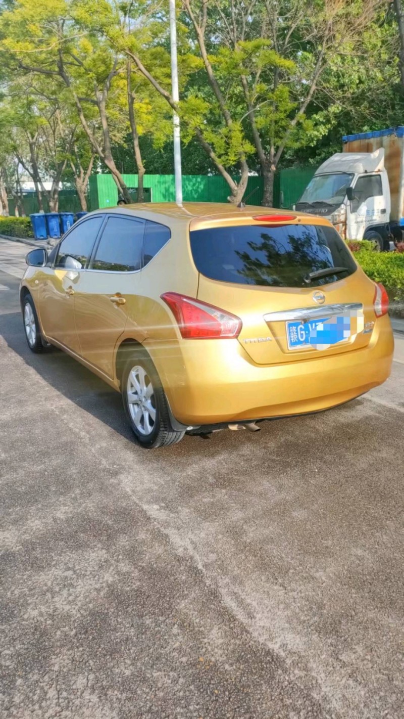 济南14年日产骐达5