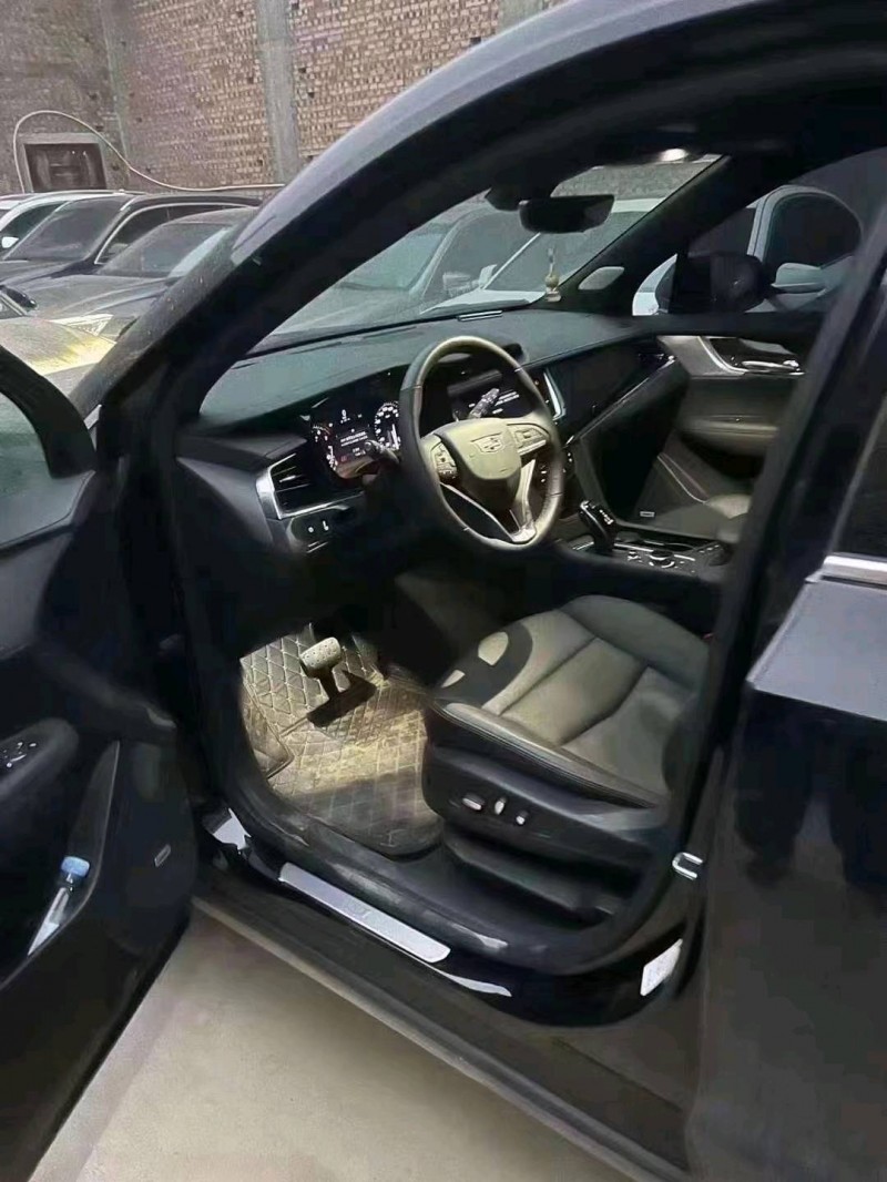 邯郸22年凯迪拉克XT64