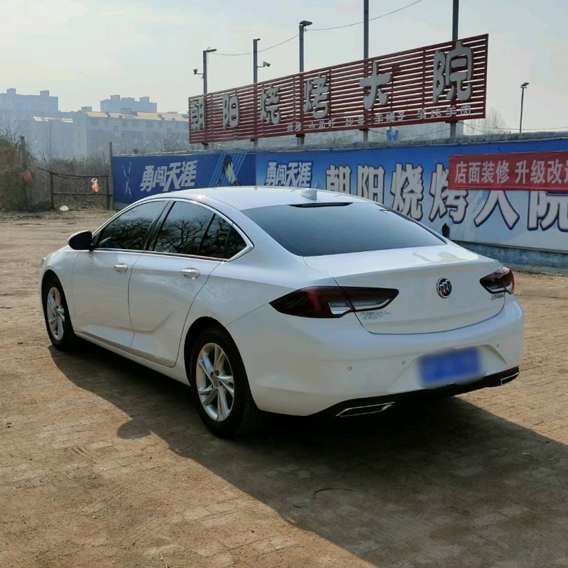 聊城21年别克君威5