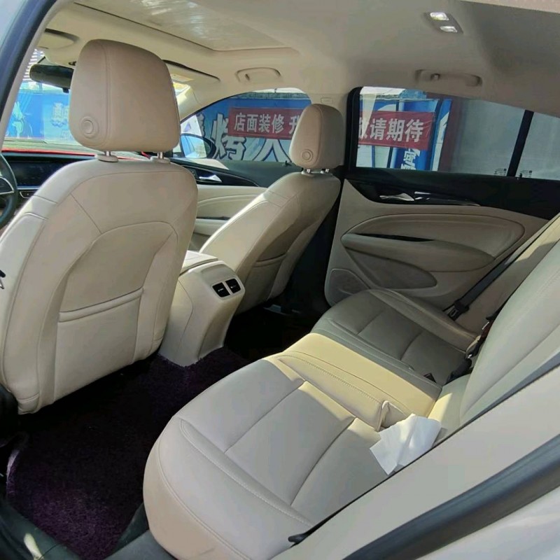 聊城21年别克君威8