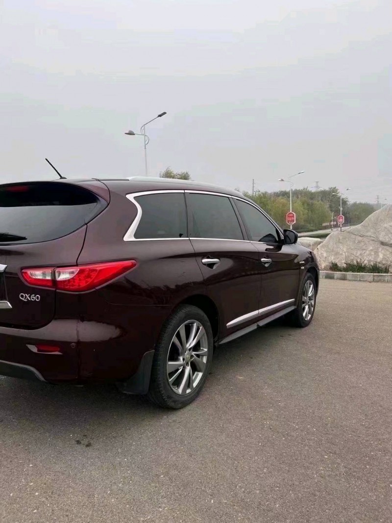 枣庄15年英菲尼迪QX603