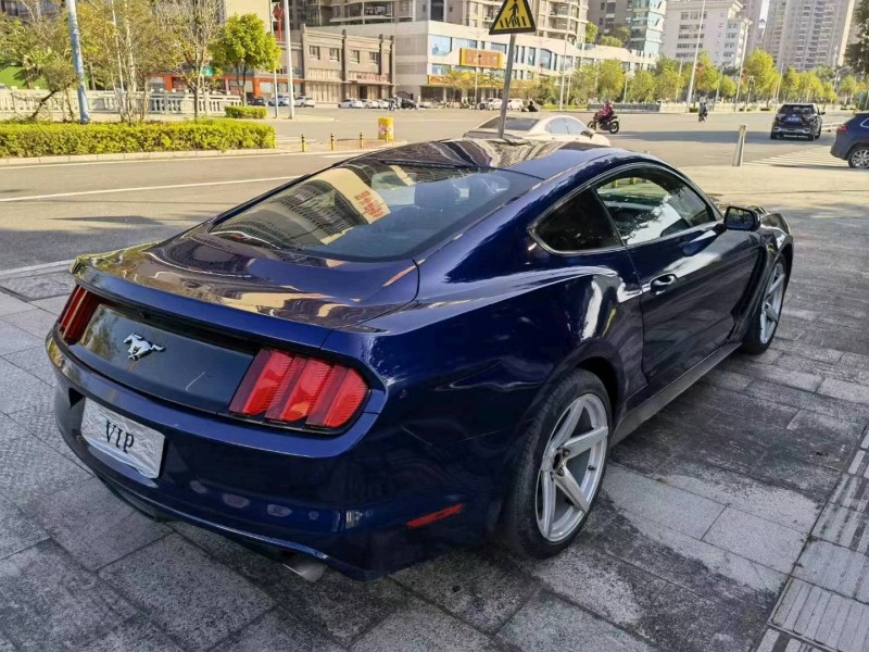 广州16年福特野马5