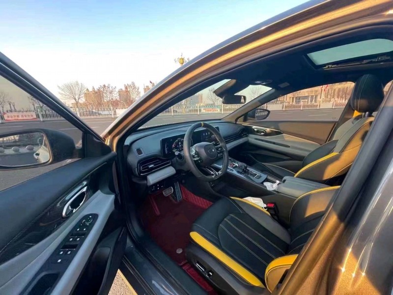 邯郸22年传祺影豹8