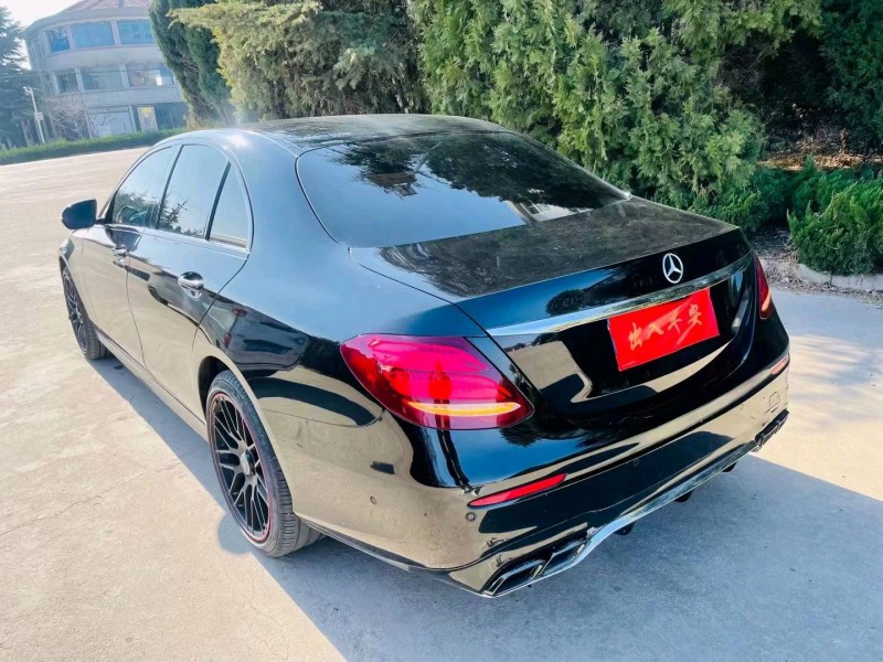 东营17年奔驰E4