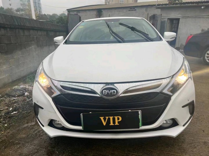 嘉兴15年比亚迪秦1