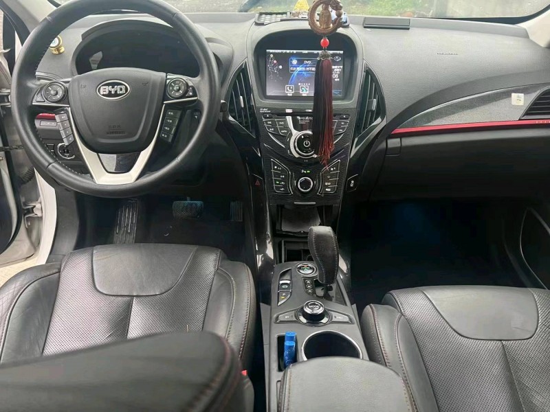 嘉兴15年比亚迪秦8