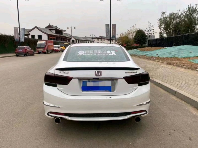 枣庄17年本田思铂睿2