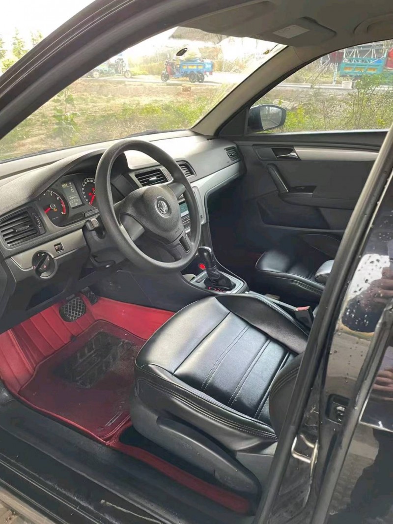 潍坊16年大众朗逸4