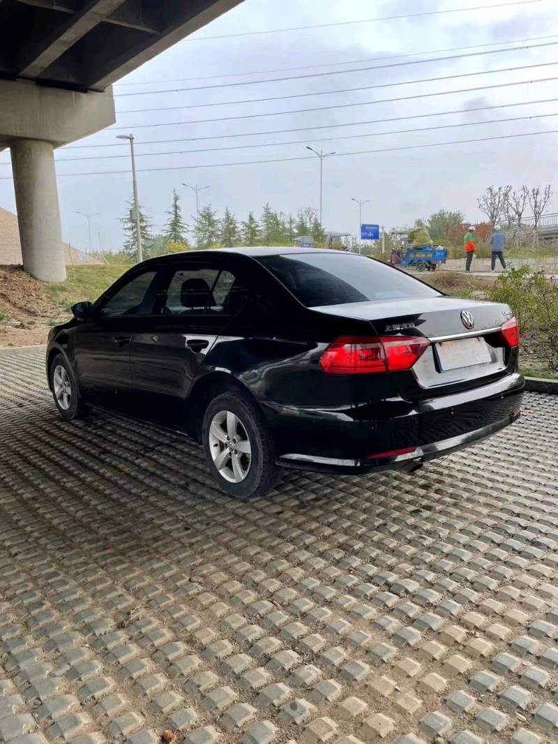 潍坊16年大众朗逸8