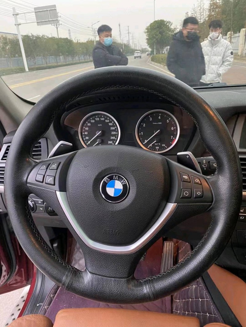 宜昌13年宝马X66