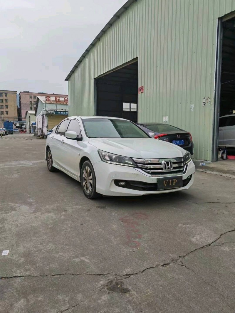 中山16年本田雅阁3