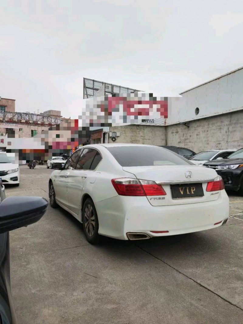 中山16年本田雅阁6