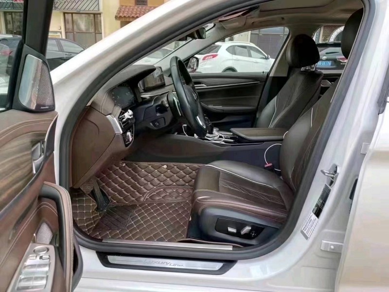 宜昌18年宝马5系8