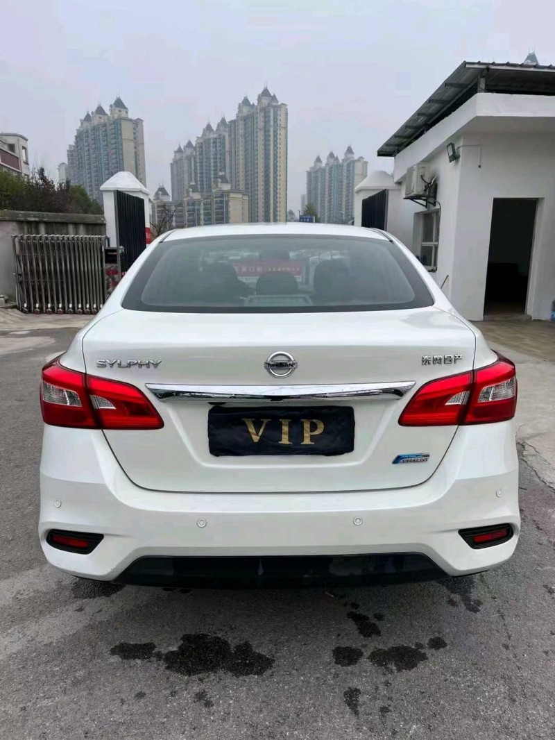 宜昌18年日产轩逸9