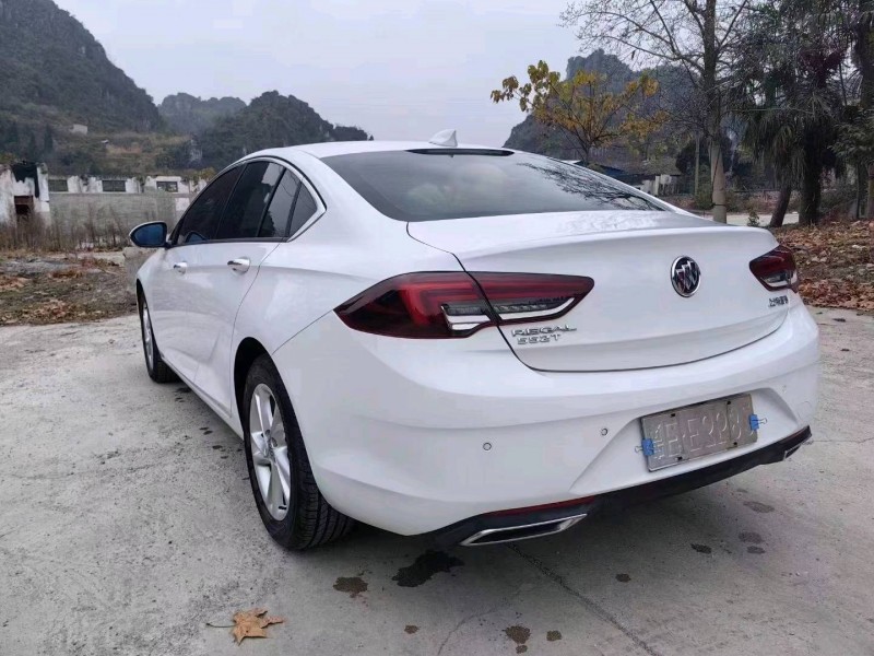 宜春21年别克君威4