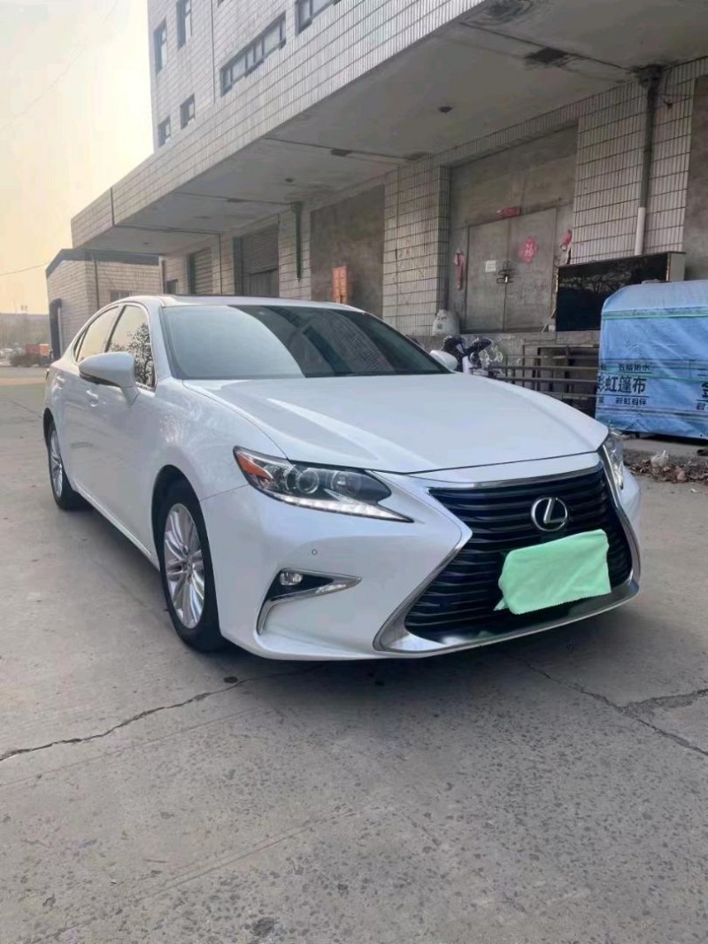 邯郸17年雷克萨斯ES2